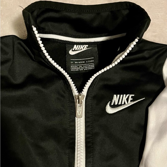 Nike 2T Jogger Set Black and white - Picture 4 of 4